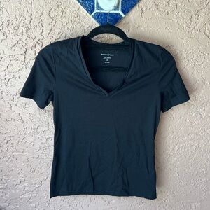 Banana Republic Black Short Sleeve V-Neck Tee